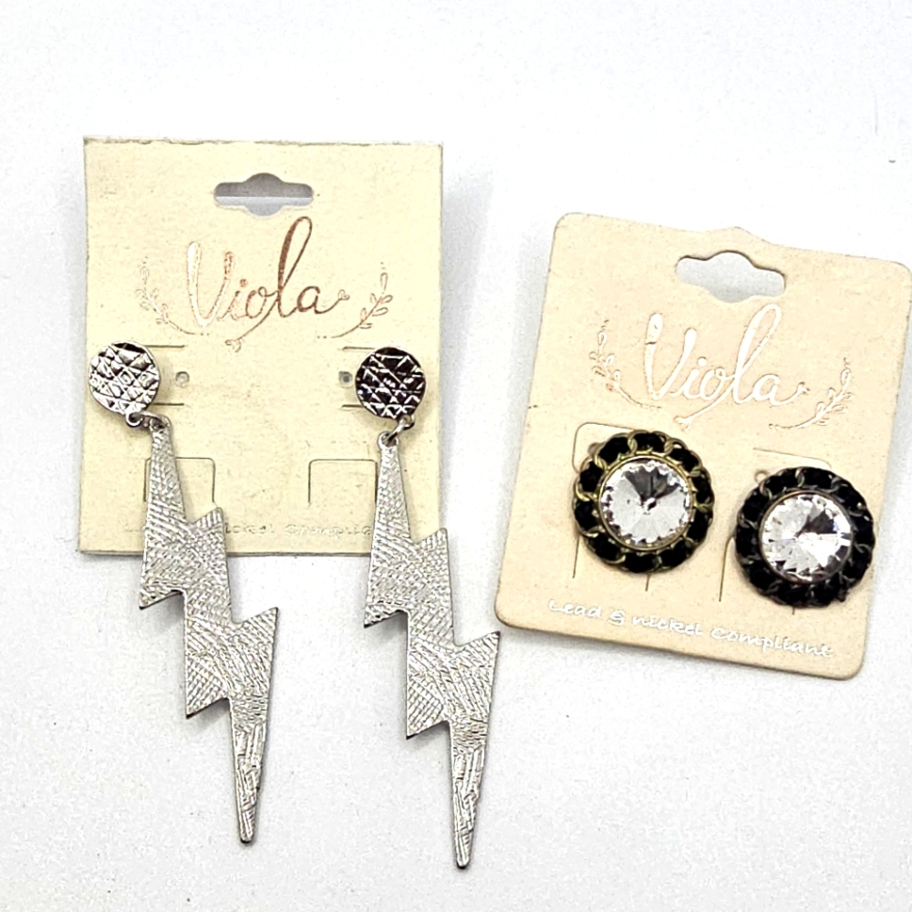NWT Retro Viola Rhinestone and Bolt Earrings